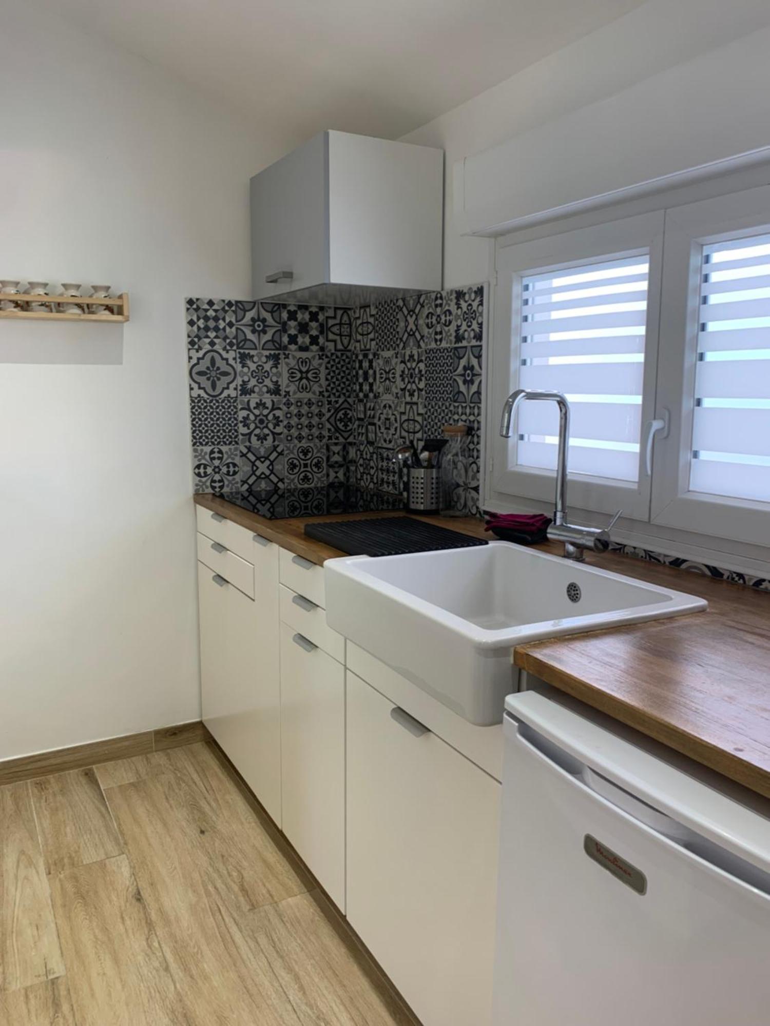 Studio Independant, Front De Mer Et Plage A 200M 昂蒂布 外观 照片